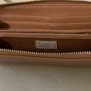❤️ A+New+Day faux leather brown wallet